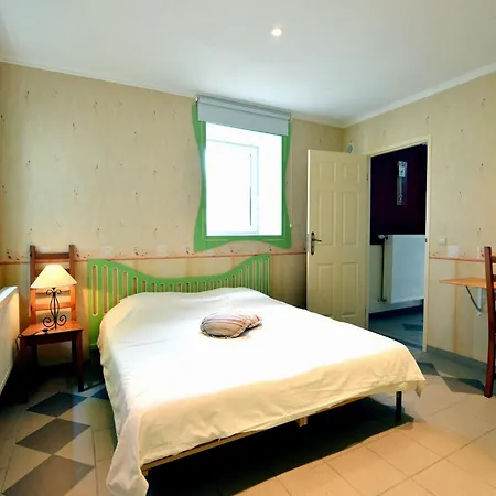 Villa Spacious In La Roche En Ardenne